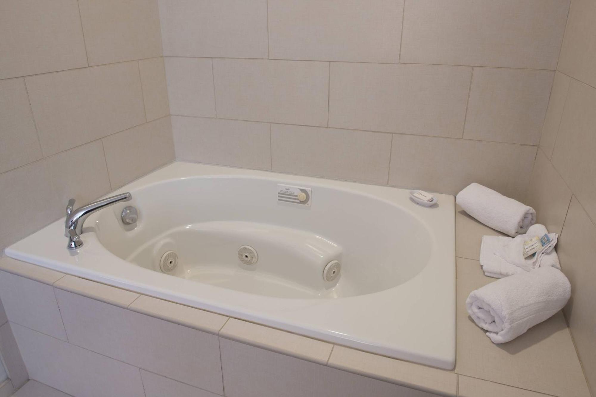 Springhill Suites By Marriott Logan Esterno foto