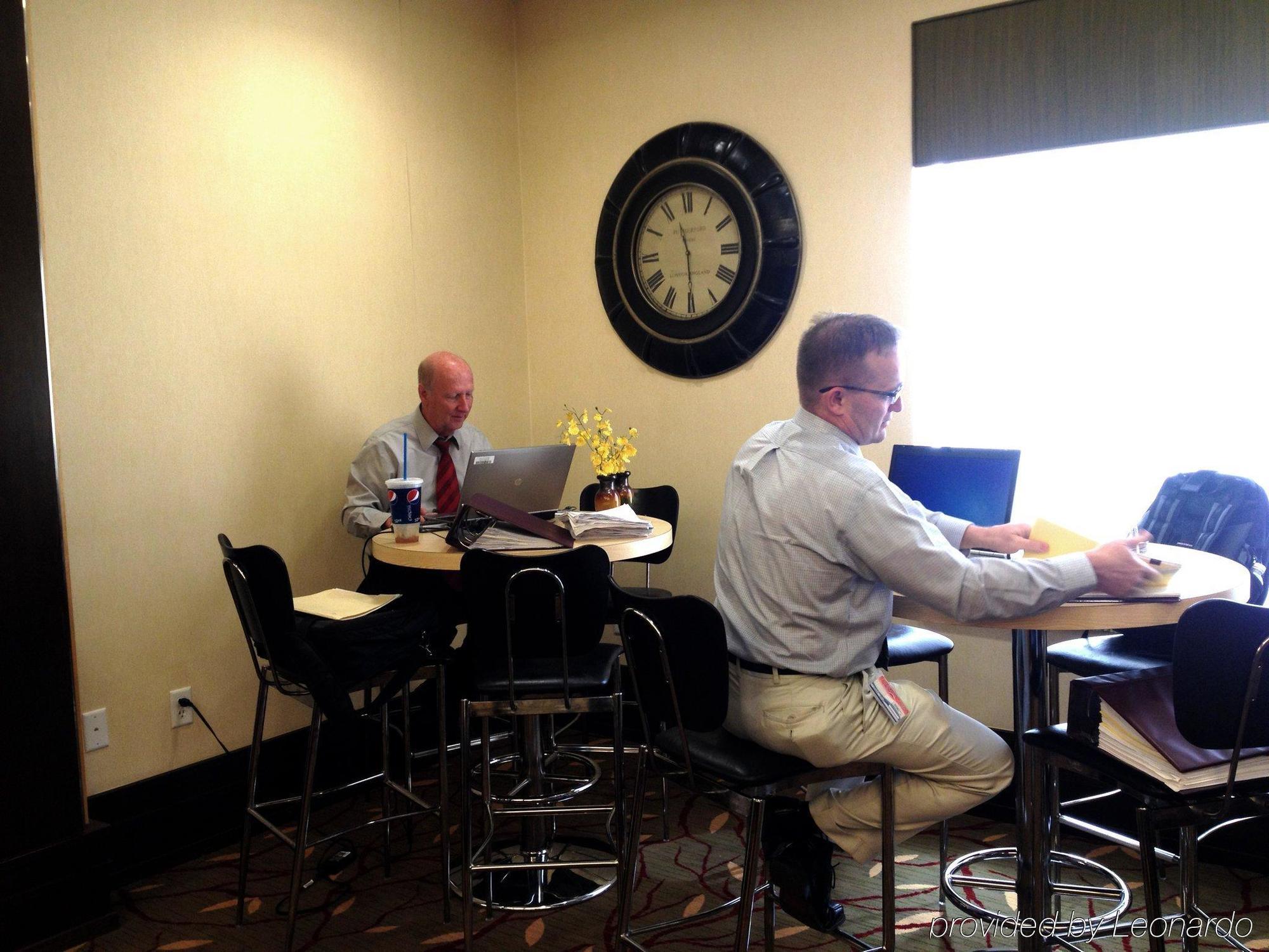 Springhill Suites By Marriott Logan Esterno foto